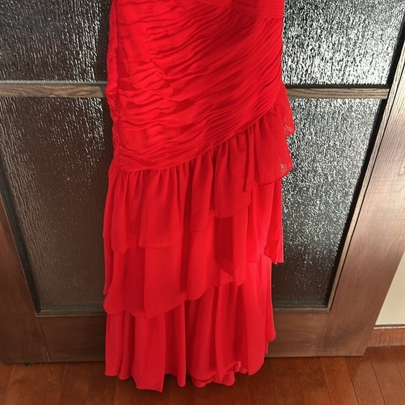 Mac Duggal 55908 Ruffle Skirt One Shoulder Dress Elegant Red size 2. - Picture 8 of 12